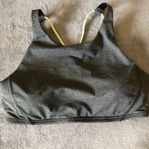 Sports bra